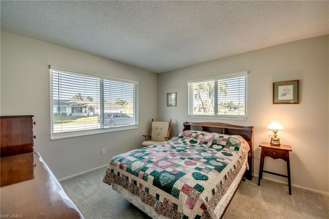 4425 SE 13th AVE, Cape Coral, FL 33904