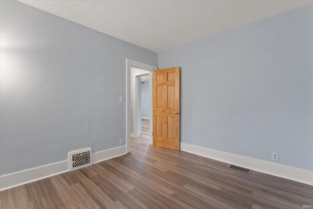 1515 Lebanon Street, South Bend, IN 46613