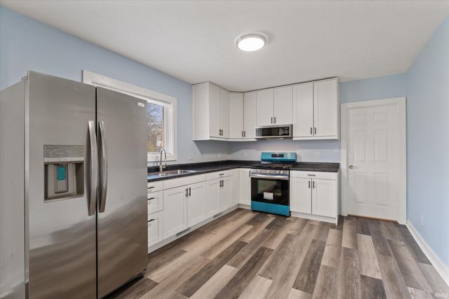 1515 Lebanon Street, South Bend, IN 46613