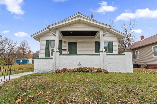 1515 Lebanon Street, South Bend, IN 46613