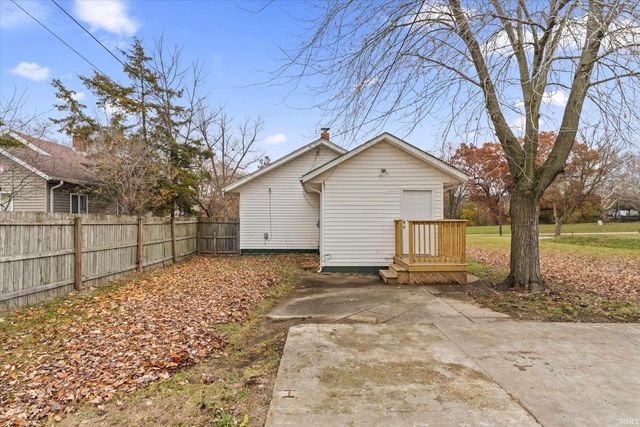 1515 Lebanon Street, South Bend, IN 46613