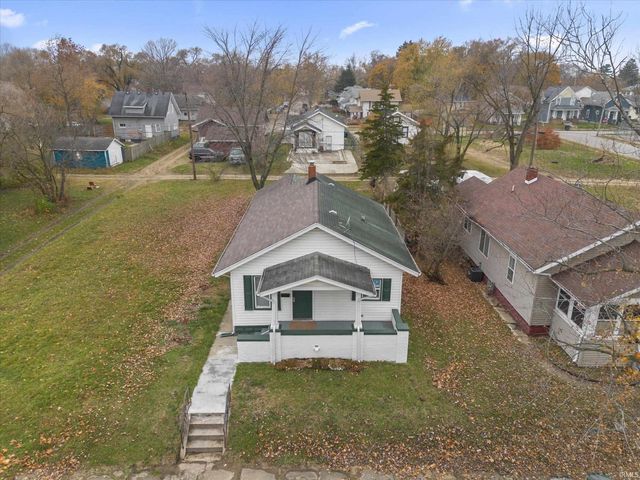 1515 Lebanon Street, South Bend, IN 46613