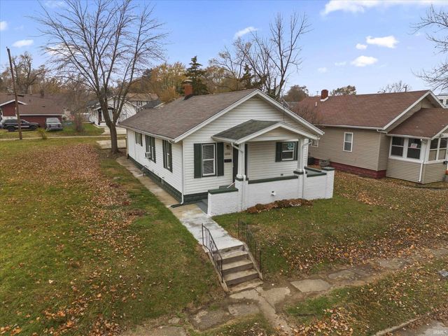 1515 Lebanon Street, South Bend, IN 46613