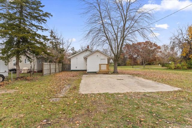 1515 Lebanon Street, South Bend, IN 46613