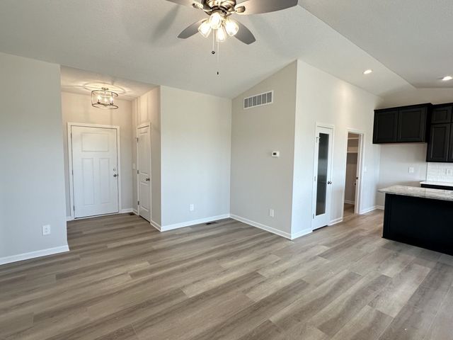 2814 N Rutland Ln, Augusta, KS 67010