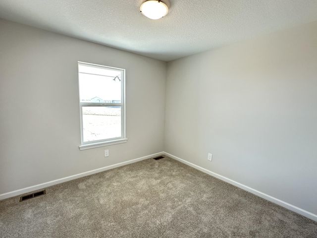 2814 N Rutland Ln, Augusta, KS 67010