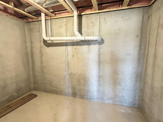 2814 N Rutland Ln, Augusta, KS 67010