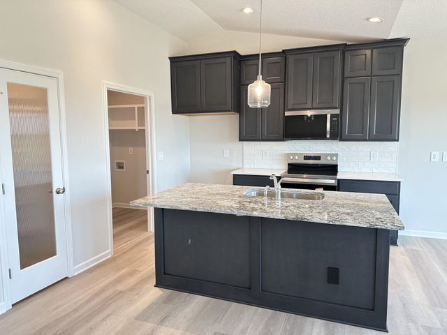 2814 N Rutland Ln, Augusta, KS 67010