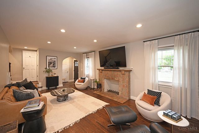 4522 Perth Lane, Cincinnati, OH 45229