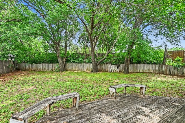 817 Panay Way Drive, Fort Worth, TX 76108