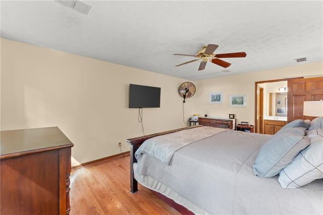3824 Shawnee Run SW, Lilburn, GA 30047