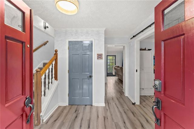 3824 Shawnee Run SW, Lilburn, GA 30047