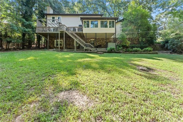 3824 Shawnee Run SW, Lilburn, GA 30047