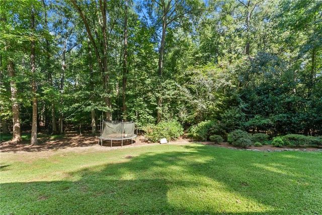 3824 Shawnee Run SW, Lilburn, GA 30047