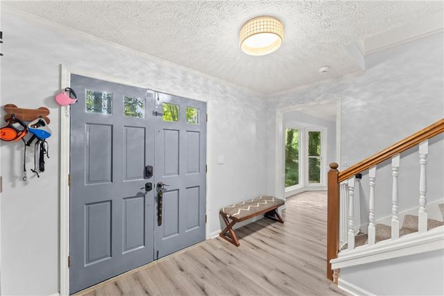 3824 Shawnee Run SW, Lilburn, GA 30047