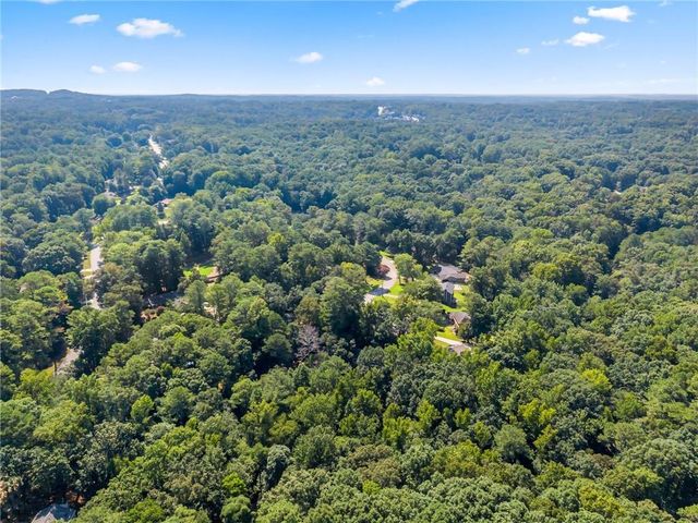 3824 Shawnee Run SW, Lilburn, GA 30047