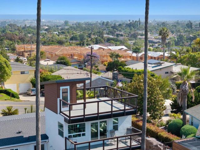 2440 Dunstan Street, Oceanside, CA 92054