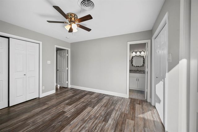 5421 Greenwood Way, North Richland Hills, TX 76180