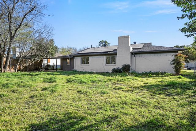 5421 Greenwood Way, North Richland Hills, TX 76180