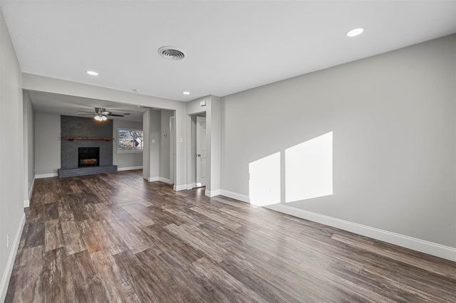 5421 Greenwood Way, North Richland Hills, TX 76180