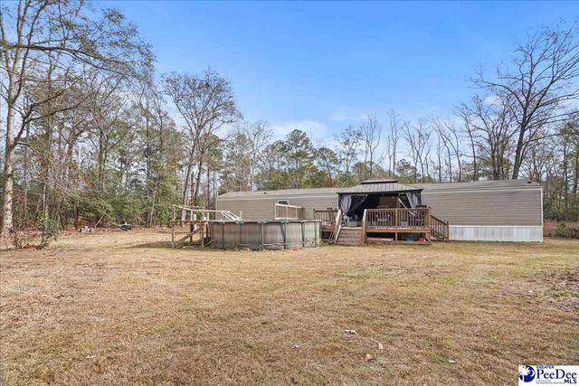 6909 Candy Buck Ln, Effingham, SC 29541
