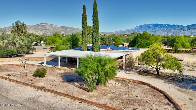 3040 N Conestoga Avenue, Tucson, AZ 85749