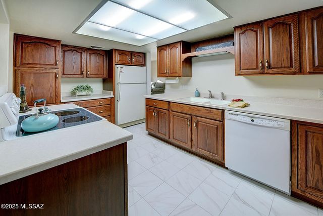 3040 N Conestoga Avenue, Tucson, AZ 85749