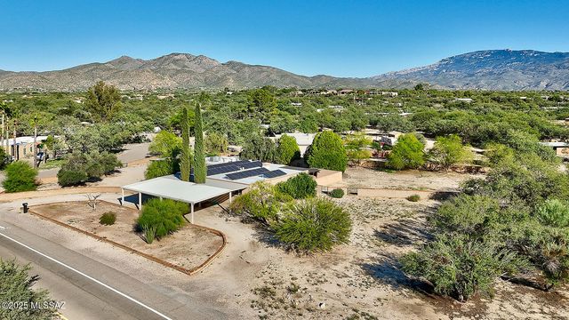 3040 N Conestoga Avenue, Tucson, AZ 85749