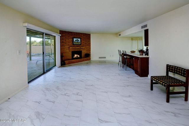 3040 N Conestoga Avenue, Tucson, AZ 85749