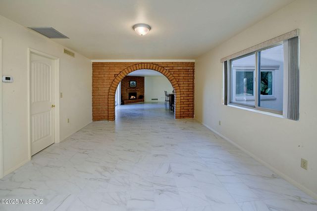 3040 N Conestoga Avenue, Tucson, AZ 85749