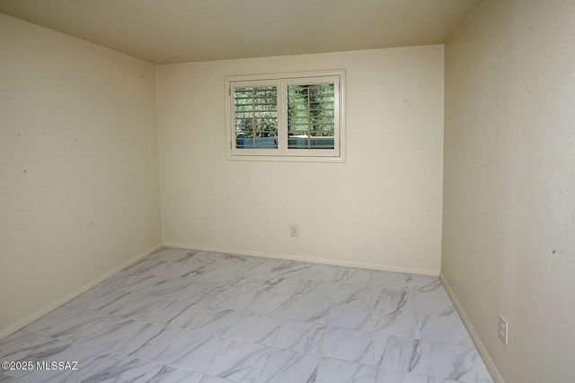 3040 N Conestoga Avenue, Tucson, AZ 85749