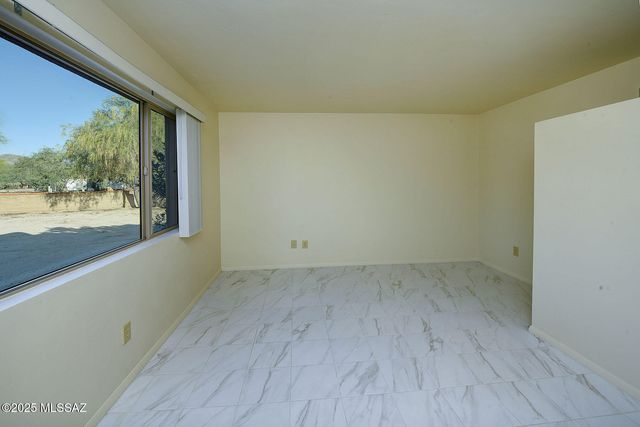 3040 N Conestoga Avenue, Tucson, AZ 85749