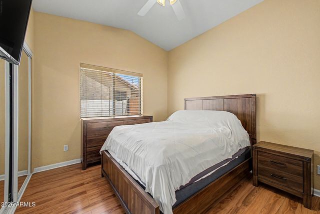 802 E ROBERTS Road, Phoenix, AZ 85022