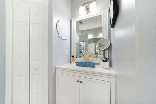 1838 Oak Grove Court, Vero Beach, FL 32966