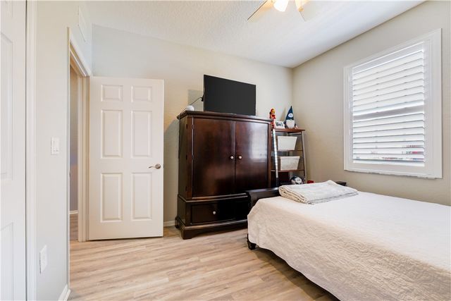 1838 Oak Grove Court, Vero Beach, FL 32966