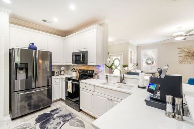 1838 Oak Grove Court, Vero Beach, FL 32966