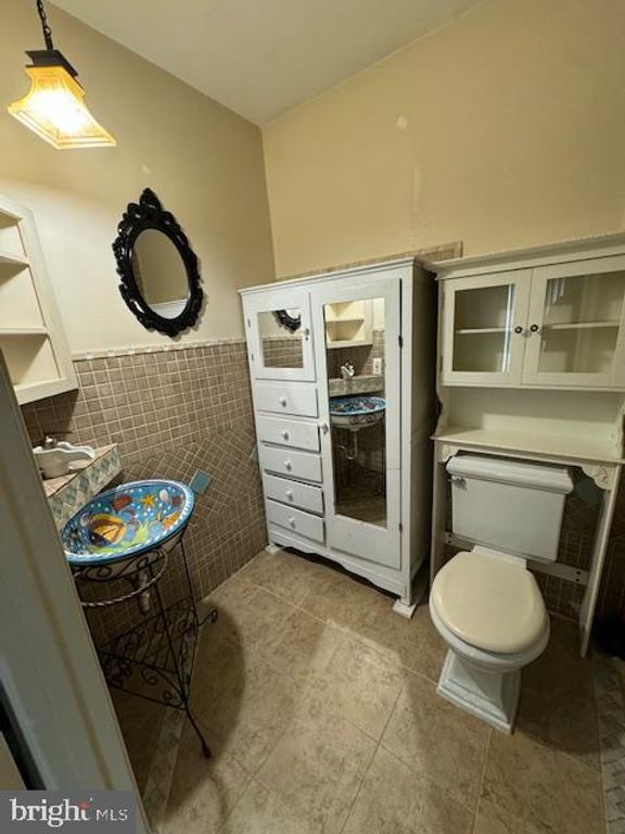 Image 4 of property listing at 561 PENNINGTON AVE, Havre De Grace, MD 21078