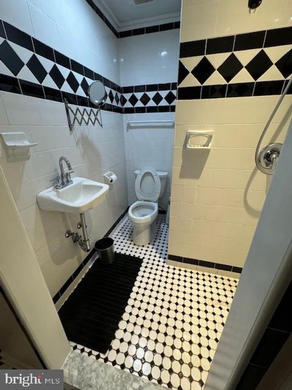 Image 8 of property listing at 561 PENNINGTON AVE, Havre De Grace, MD 21078