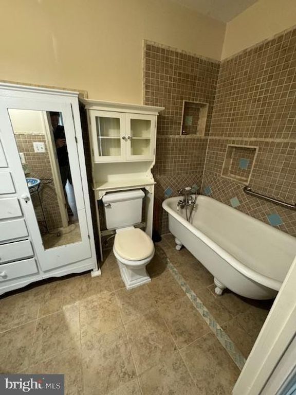 Image 9 of property listing at 561 PENNINGTON AVE, Havre De Grace, MD 21078