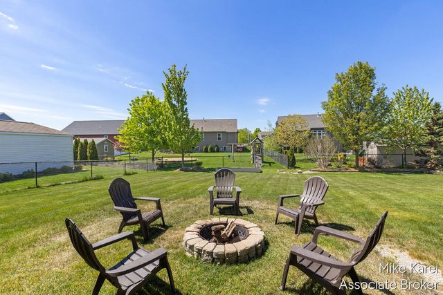 3400 Stephanie Drive, Hudsonville, MI 49426