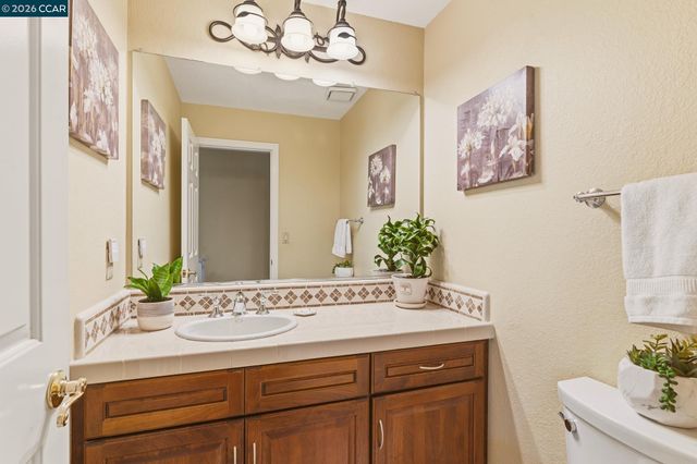 5017 Athens Dr, San Ramon, CA 94582