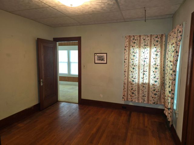 743 N Saginaw Street, Owosso, MI 48867