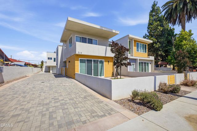 206 N Moore Avenue E, Monterey Park, CA 91754