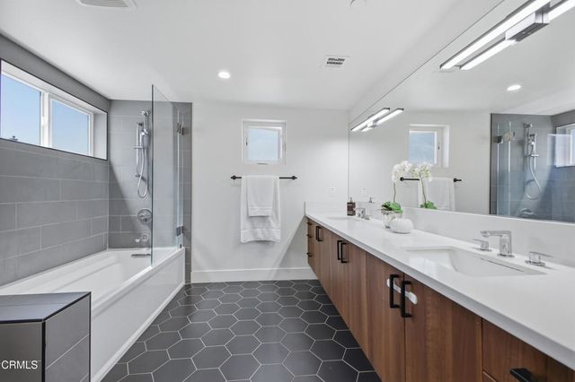 206 N Moore Avenue E, Monterey Park, CA 91754