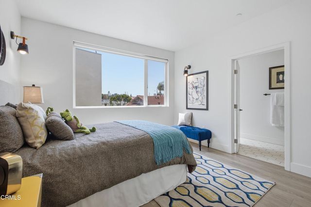 206 N Moore Avenue E, Monterey Park, CA 91754