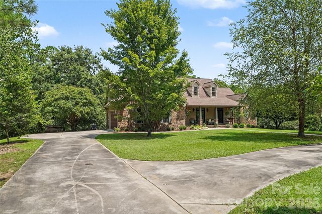 507 Crown Court, Richburg, SC 29729