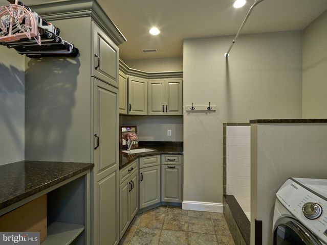 969 S WISTERIA DR, Malvern, PA 19355