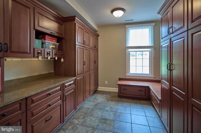 969 S WISTERIA DR, Malvern, PA 19355