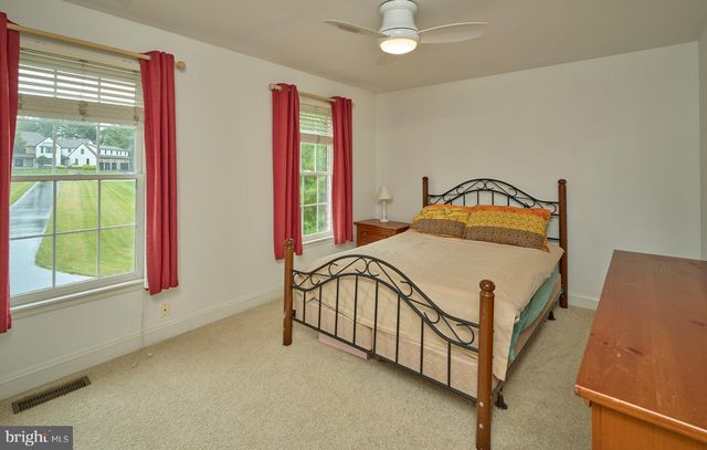 969 S WISTERIA DR, Malvern, PA 19355