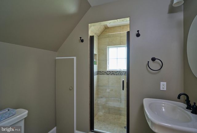 969 S WISTERIA DR, Malvern, PA 19355